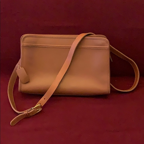 Coach Handbags - Coach Crossbody Purse